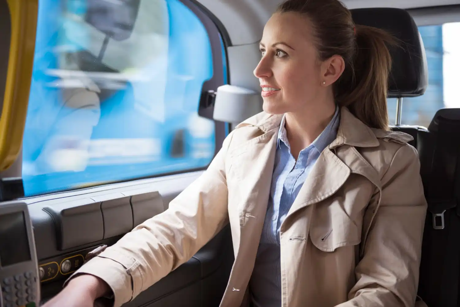 Servicios de Transporte en Almería | AUTOCARES ABRUCENA SL